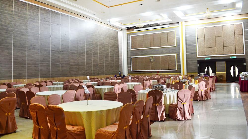 Amansari Residence Resort Johor Bahru Exterior photo